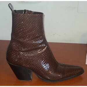 ASOS Chelsea Boots Mens Sz.11 Brown Faux Snakeskin Pointed Toe Zip Up Block Heel
